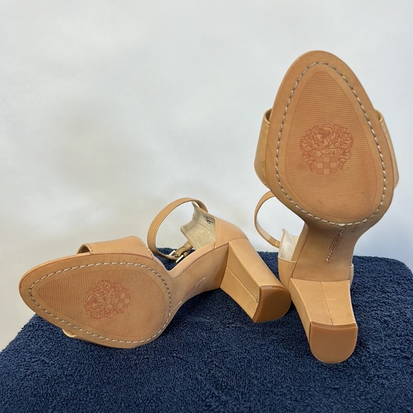 Vince Camuto, beige, heeled sandals. - Picture 9 of 10